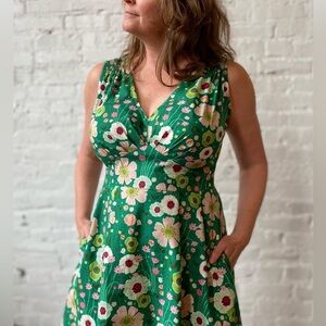 Handcrafted Floral Green Sleeveless Organic Cotton Dress Med / Smoking Lily